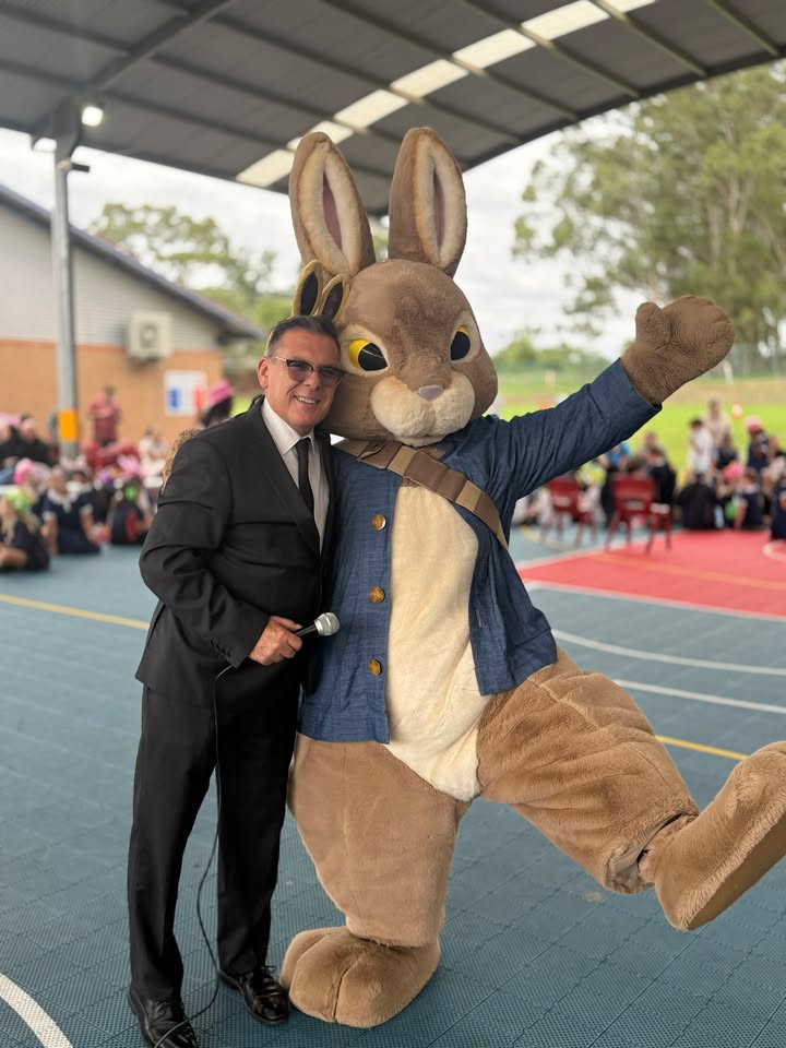 776566154259923_1476717290911469-1